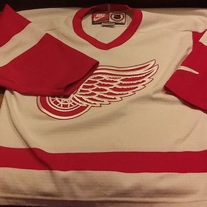 kids red wings jersey